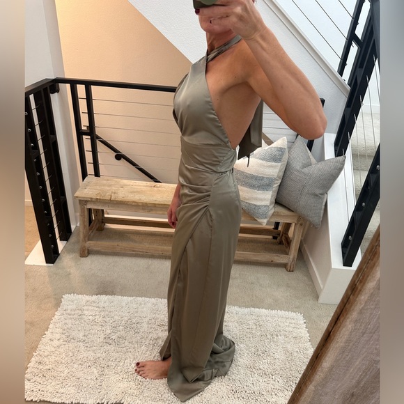 Show Me Your Mumu Adele Halter Maxi Dress Moss Green Luxe Satin Wedding Chic S - Picture 8 of 16